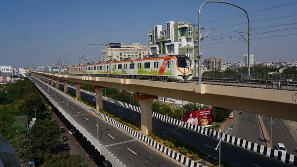 ലോകത്തിലെ ഏറ്റവും നീളം കൂടിയ ഡബിൾ ഡെക്കർ പാലം; ആ റെക്കോർഡ് ഇന്ത്യയിലെ ഈ മെട്രോയ്ക്ക് സ്വന്തം
