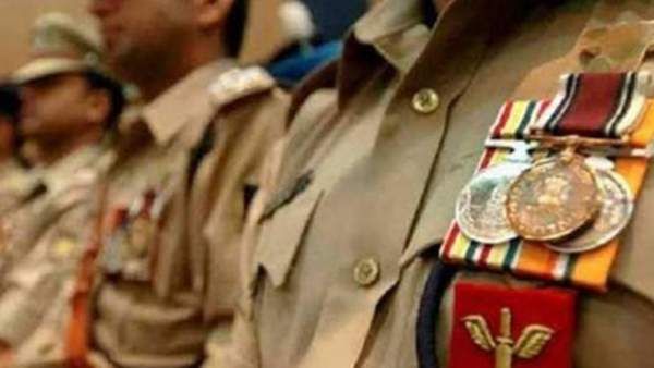 പണി മില്ലില്‍, ഭാര്യയോട് പറഞ്ഞത് എസ്‌ഐ എന്ന്; 'വ്യാജ പോലീസ്' കാട്ടിക്കൂട്ടിയ കാര്യങ്ങള്‍ ഇങ്ങനെ