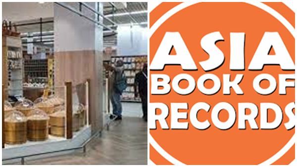 ലുലു മാളിലെ ക്രിസ്മസ് പാപ്പമാര്‍ ഏഷ്യ ബുക്ക് ഓഫ് റെക്കോര്‍ഡ്‌സില്‍; അണിനിരന്നത് 165 പാപ്പമാര്‍