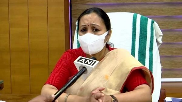 കൊവിഡ്; സംസ്ഥാനത്ത് കടുത്ത നിയന്ത്രണങ്ങൾ ഇല്ല, പുറത്ത് നിന്ന് വരുന്നവരെ നിരീക്ഷിക്കും