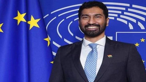 അനിൽ ആന്റണി ബിജെപിയിലേക്ക് പോകുമോ? മറുപടി ഇങ്ങനെ..'ഒപ്പമുള്ളവരെ കാണുമ്പോള്‍ രാഹുലിനോട് സഹതാപം'