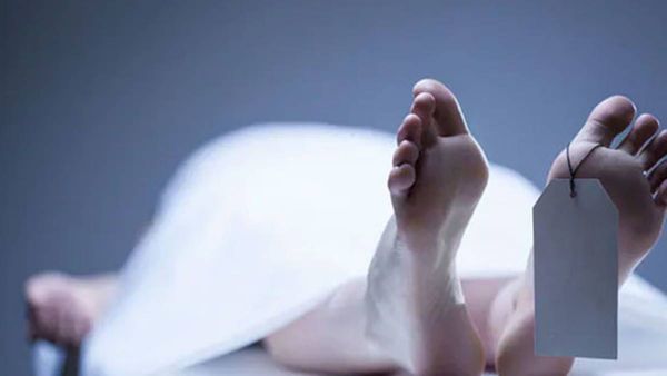 'മകളുടെ വിവാഹം ഒരു കോടി മുടക്കി നടത്തണം'; ആ​ഗ്രഹം പറഞ്ഞ്   പ്രമുഖ വ്യവസായിയുടെ ആത്മഹത്യ 