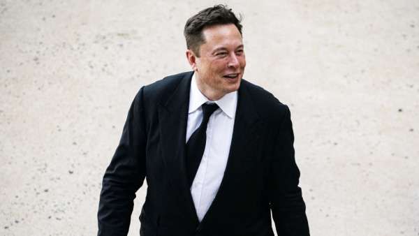 താലിബാന്‍ നേതാക്കള്‍ ട്വിറ്റര്‍ ബ്ലൂടിക്കുകള്‍ വാങ്ങുന്നു; ഇലോണ്‍ മസ്‌കിന് അഭിനന്ദനം