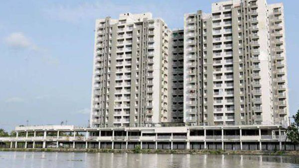 മരട് ഫ്ലാറ്റ് പൊളിക്കൽ: ഫ്ലാറ്റ് ഉടമയുടെ സ്വത്തുക്കൾ ലേലം ചെയ്യും