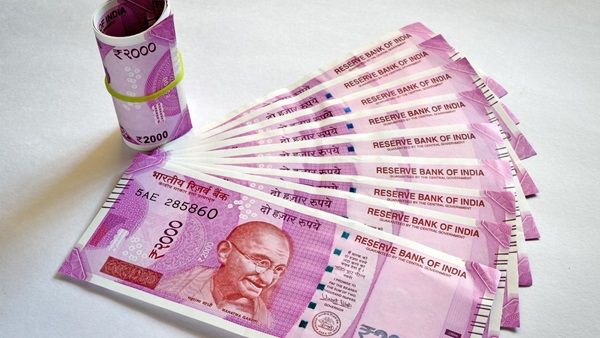 കാക്ക കാഷ്ഠിച്ച് നാശമാക്കി, ഉപേക്ഷിക്കപ്പെട്ട പേയിന്റിം​ഗ് ലേലത്തിൽ പോയത് 24 കോടിക്ക്...കാരണം