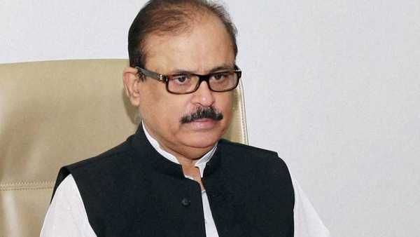 ലോക്സഭയിലേക്ക് മത്സരിക്കാന്‍ പേടി? അതൃപ്തിയില്‍ താരിഖ് അന്‍വർ, ശശി തരൂരിനും മറുപടി