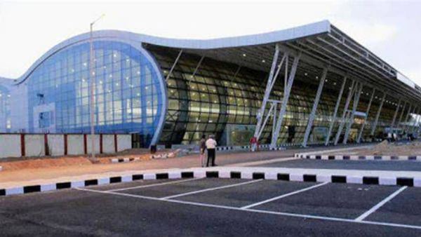 അപ്രതീക്ഷിതമായി റദ്ദാക്കിയത് മൂന്ന് ഗൾഫ് വിമാനങ്ങൾ; തിരുവനന്തപുരം വിമാനത്താവളത്തിൽ യാത്രക്കാരുടെ പ്രതിഷേധം