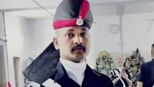 പിതാവിനെ ഡിഎംകെ കൗണ്‍സിലര്‍ വാള്‍ കൊണ്ട് അടിച്ചു; വെളിപ്പെടുത്തി കൊല്ലപ്പെട്ട സൈനികന്റെ സഹോദരന്‍