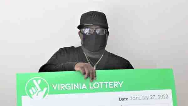 സ്വന്തം നാട്ടിലെ ജനസംഖ്യയേക്കാള്‍ നൂറ് മടങ്ങ് തുക കൈയിലെത്തി; ലോട്ടറിയില്‍ യുവാവിന് അപൂര്‍വ ഭാഗ്യം