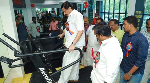 കളിക്കളങ്ങള്‍ ഇല്ലാത്ത എല്ലാ പഞ്ചായത്തുകളിലും പുതിയ കളിക്കളം സ്ഥാപിക്കും: മന്ത്രി വി അബ്ദുറഹ്മാന്‍