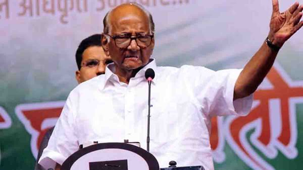 ഒരേ സമയം ബിജെപിക്കെതിരേയും ബിജെപിക്കൊപ്പവും... ഒരുപിടിയും തരാത്ത പവാര്‍; ഇതും ആ തന്ത്രത്തിന്റെ ഭാഗം?