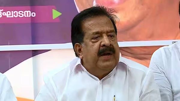 കാട്ടുപോത്ത് ആക്രമണം: മയക്കുവെടി വെക്കേണ്ടത് വനം വകുപ്പ് മന്ത്രിക്കാണെന്ന് രമേശ് ചെന്നിത്തല