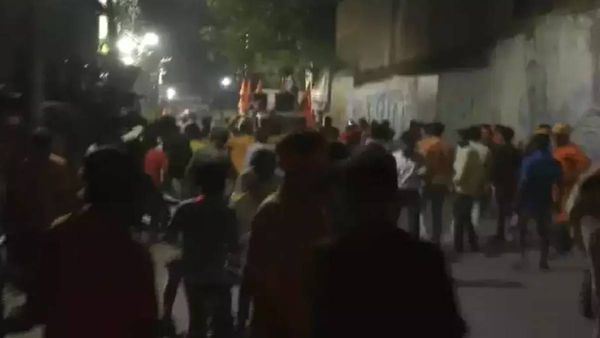 രാമനവമി ഘോഷയാത്ര: ബംഗാളില്‍ വീണ്ടും സംഘര്‍ഷം, കൂടുതല്‍ സേനയെ വിന്യസിച്ച് സര്‍ക്കാര്‍