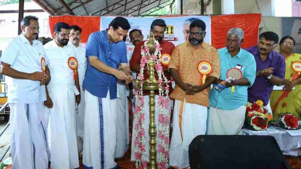 കേരള വികസനത്തിന് തുരങ്കം വെക്കുന്ന ബാഹ്യശക്തികളെ നാട് ഒറ്റക്കെട്ടായി നേരിടും: മന്ത്രി റിയാസ്