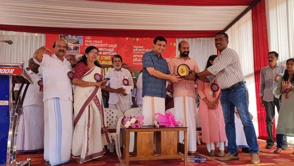 വന്ദേ ഭാരത് ട്രെയിന്‍ സില്‍വര്‍ ലൈനിന് ബദലാവില്ലെന്ന് മന്ത്രി പി എ മുഹമ്മദ് റിയാസ്