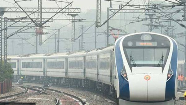 മലപ്പുറത്തിനില്ല വന്ദേഭാരത്: ലീഗ് പ്രത്യക്ഷ സമരത്തിലേക്ക്, ഉദ്ധേശുദ്ധി വഴിമാറുന്നുവെന്ന് പിഎംഎ സലാം