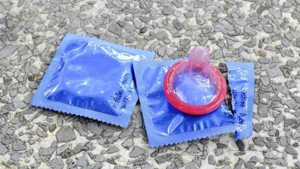 സര്‍ക്കാര്‍ സമൂഹ വിവാഹത്തില്‍ വധുവിന്റെ സമ്മാനപ്പെട്ടിയില്‍ കോണ്ടം; ഞെട്ടലില്‍ നാട്ടുകാര്‍, സംഭവിച്ചത് !