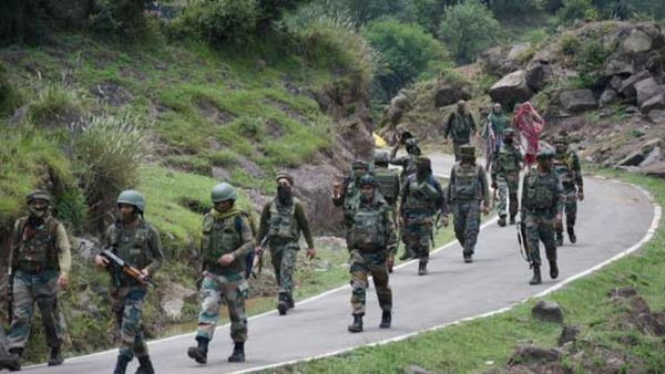 ജമ്മു കശ്മീരിലെ രജൗരിയിൽ ഭീകരരുമായി ഏറ്റുമുട്ടല്‍: രണ്ട് സൈനികർക്ക് വീരമൃത്യു