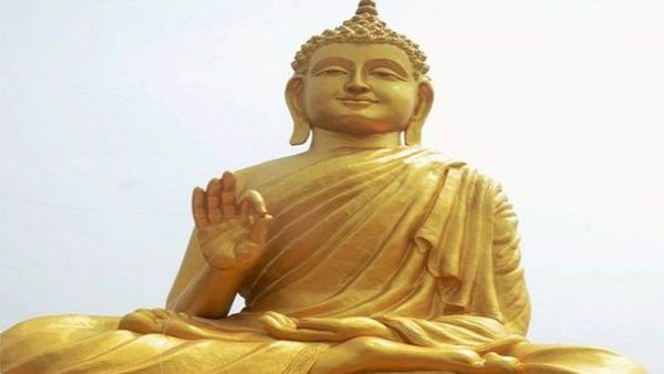 12 കോടി രൂപയും കാമുകിയും വേണം; 2000 കിലോമീറ്റർ താണ്ടി ചൈനീസ് യുവാവ് ബുദ്ധപ്രതിമയ്ക്കരികിൽ