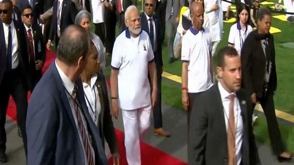 യുഎന്‍ ആസ്ഥാനത്ത് അന്താരാഷ്ട്ര യോഗ ദിനാചരണത്തിന് നേതൃത്വം നല്‍കി മോദി; പങ്ക് ചേര്‍ന്ന് പ്രമുഖര്‍