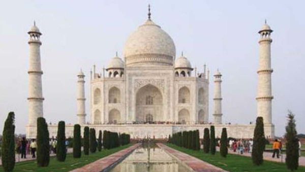 ഉമ്മയുടെ ഓര്‍മ്മക്കായി മകന്‍ നിര്‍മ്മിച്ചത് മറ്റൊരു 'താജ്മഹല്‍'; കാരണം ഇത്, ചെലവ് എത്രയെന്നറിയാമോ?