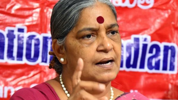 മണിപ്പൂർ സന്ദർശനം, പത്ര സമ്മേളനം: പിന്നാലെ ആനി രാജയ്ക്കെതിരെ രാജ്യദ്രോഹക്കേസ് ചുമത്തി പൊലീസ്