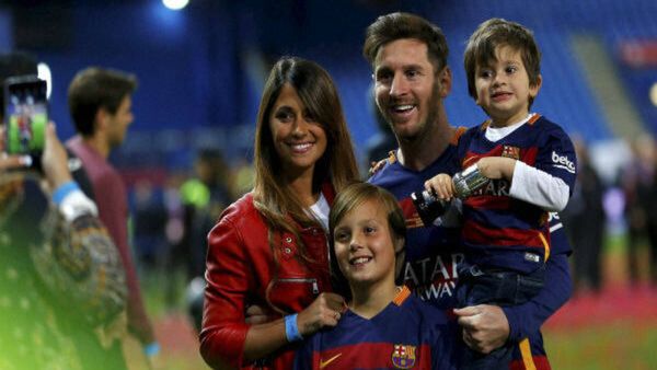 മെസ്സിയുടെ കരിയര്‍ നേട്ടങ്ങള്‍ക്ക് പിന്നില്‍ ഒരു സ്ത്രീ; ആരാണെന്ന് അറിയുമോ? ചെയ്ത ത്യാഗങ്ങള്‍ ഇങ്ങനെ