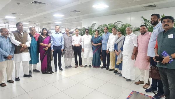 'ഇന്ത്യ' മണിപ്പൂരില്‍..; 'ഞങ്ങളിവിടെ വന്നത് രാഷ്ട്രീയ നേട്ടത്തിനല്ല, വസ്തുത ജനങ്ങളറിയണം'