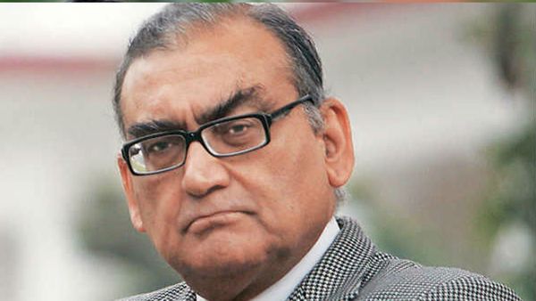 'കുട്ടികളുടെ ജീവിതം വെച്ചാണ് കളി.. പറ്റില്ലെങ്കില്‍ രാജിവെക്കൂ'; പ്ലസ് വണ്‍ സീറ്റ് പ്രതിസന്ധിയില്‍ കട്ജു