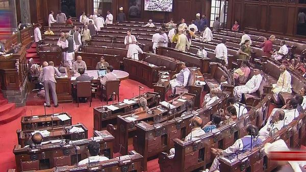 1 മിനുട്ടിന് രണ്ടര ലക്ഷം; പാര്‍ലമെന്റ് നടത്തിപ്പിന് വേണ്ട തുക ഇത്ര, നഷ്ടം ഇങ്ങനെ