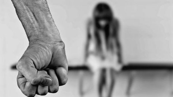 മധ്യപ്രദേശില്‍ 12 വയസ്സുകാരിക്ക് നേരെ ക്രൂര പീഡനം: കൂട്ടബലാത്സം, പെണ്‍കുട്ടി ഗുരുതരാവസ്ഥയില്‍