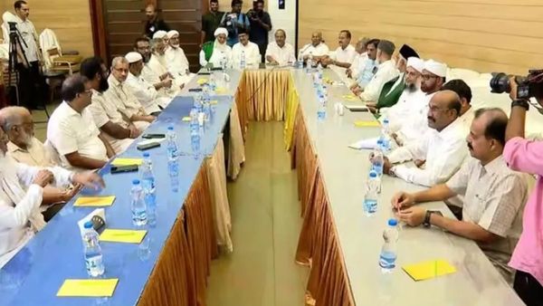 ഏകീകൃത സിവില്‍ കോഡ് മുസ്ലിങ്ങളെ മാത്രം ബാധിക്കുന്നതല്ല: തെരുവില്‍ ഇറങ്ങി പോരാടേണ്ടതില്ലെന്നും ലീഗ്