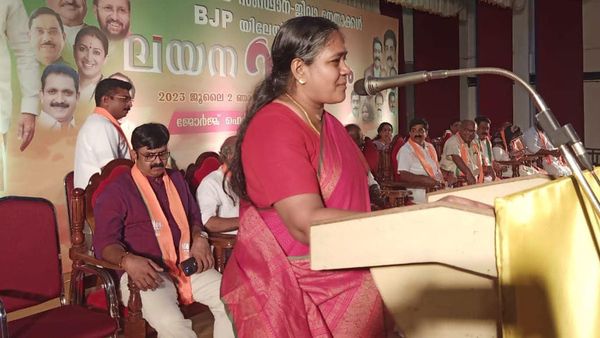 ഒടുവില്‍ അയഞ്ഞ് സംസ്ഥാന നേതൃത്വം; ശോഭാ സുരേന്ദ്രന്‍ ഇനി കോഴിക്കോട് ജില്ലയുടെ പ്രഭാരി