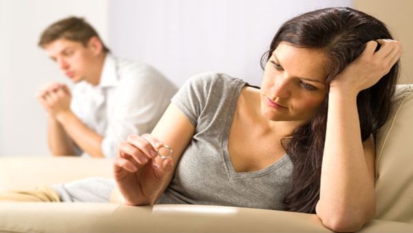 ഭാര്യ മറ്റൊരു പുരുഷനുമായി കൈപിടിച്ച് നടക്കുന്നു; കാമുകനെന്ന് ഭര്‍ത്താവ്; ഒടുവില്‍ സംഭവിച്ചത്