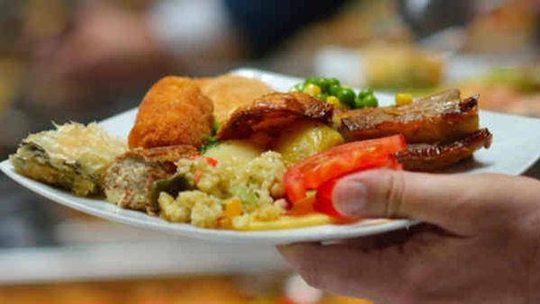 നിങ്ങള്‍ ഈ സമയങ്ങളില്‍ ഭക്ഷണം കഴിക്കാറില്ലേ..? അറിയണം ഇക്കാര്യം