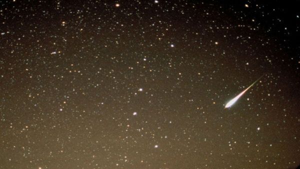 ഉല്‍ക്കയോ എവിടെ? മാനം നോക്കിയ മലയാളികള്‍ക്ക് നിരാശ, ഉല്‍ക്കാവര്‍ഷം കാണാത്തതിന് കാരണം ഇങ്ങനെ