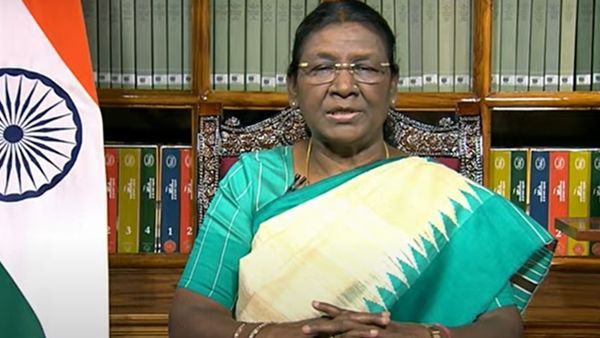 ' രാജ്യത്തിനായി ജീവത്യാഗം ചെയ്തവരെ ഓര്‍ക്കുന്നു' ; സ്വാതന്ത്ര്യദിനാശംസകള്‍ നേര്‍ന്ന് രാഷ്ട്രപതി