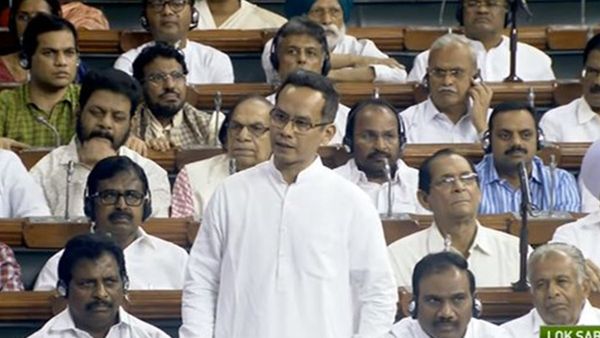 അവിശ്വാസ പ്രമേയം ലോക്സഭയില്‍: 'സർക്കാർ അഹങ്കാരം അവസാനിപ്പിക്കണം', മോദിയോട് മൂന്ന് ചോദ്യങ്ങള്‍