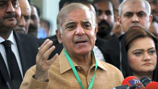 പാകിസ്താന്‍ പാർലമെന്റ് പിരിച്ചു വിട്ടു: ഇമ്രാന്‍ ഖാനില്ലാതെ പുതിയ തിരഞ്ഞെടുപ്പിനൊരുങ്ങി രാജ്യം