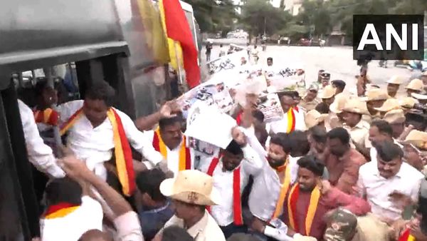 കാവേരി നദീജല തര്‍ക്കം: 44 വിമാനങ്ങള്‍ റദ്ദാക്കി, ഗതാഗതം താളംതെറ്റി; കര്‍ണാടക ബന്ദില്‍ 50 പേര്‍ കസ്റ്റഡിയില്‍