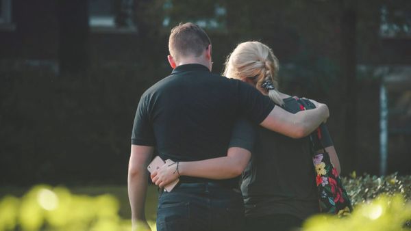 ഉറ്റസുഹൃത്തിനെ വിവാഹം ചെയ്യാന്‍ പോകുകയാണോ..? എങ്കില്‍ ഇക്കാര്യം തീര്‍ച്ചയായും അറിഞ്ഞിരിക്കണം