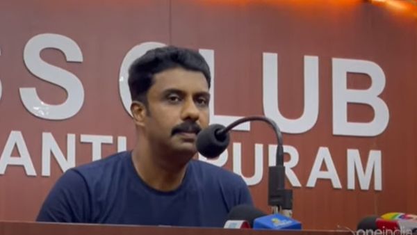 ''സോളാര്‍ കേസിലെ സിഡി കയ്യിലുണ്ട്, സൂത്രധാരന്മാർ ഈ മൂന്ന് പേർ'', മുഖ്യനെ വീഴ്ത്തുക ലക്ഷ്യമെന്ന് ഫെനി