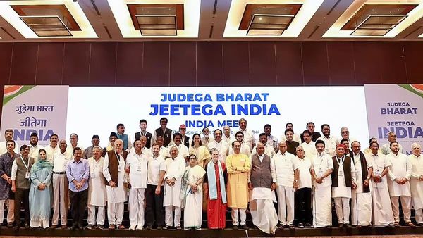 ഒരുങ്ങിയിറങ്ങാന്‍ ഇന്ത്യ; ആദ്യ പൊതുയോഗത്തിന്റെ വേദി പ്രഖ്യാപിച്ചു, സീറ്റ് വിഭജനത്തിലും ധാരണ