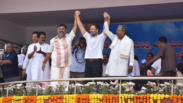 ജെഡിഎസ്-ബിജെപിയുമായി ചേർന്നാല്‍ കോണ്‍ഗ്രസിന് തിരിച്ചടിയോ? 18 സീറ്റുകള്‍ 10 ആയി കുറഞ്ഞേക്കാം