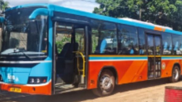 കെ എസ് ആർ ടി സിയുടെ എസി ജനത നാളെ മുതൽ; മിനിമം നിരക്ക് 20 രൂപ