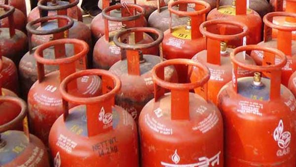 പാചക വാതക വില വീണ്ടും കുറച്ചു; വ്യാപാരികള്‍ക്ക് ആശ്വാസം, പുതുക്കിയ നിരക്ക് ഇങ്ങനെ