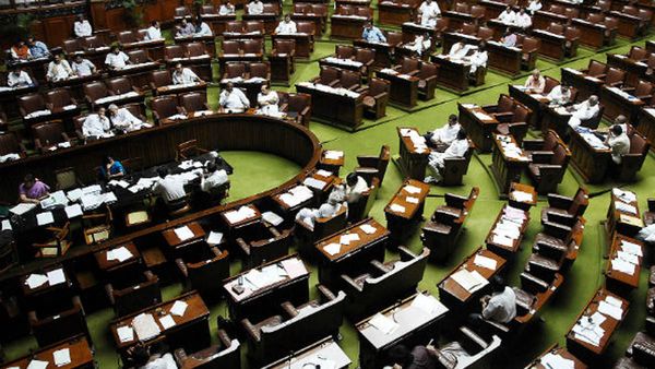 രാജ്യത്തെ 40 ശതമാനം എംപിമാര്‍ക്കെതിരേയും ക്രിമിനല്‍ കേസ്; പട്ടികയില്‍ ഒന്നാമത് കേരളം