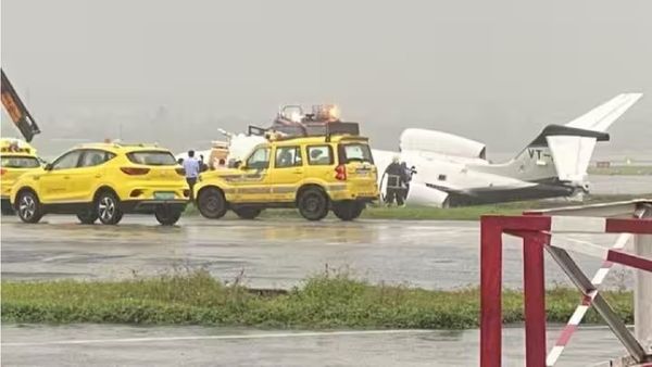 മുംബൈ വിമാനത്താവളത്തില്‍ സ്വകാര്യ വിമാനം റണ്‍വേയില്‍ നിന്ന് തെന്നിമാറി അപകടം : 3 പേർക്ക് പരിക്ക്