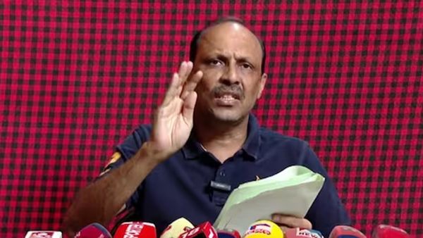 സോളാർ വിവാദം:'കത്ത് സംഘടിപ്പിക്കാൻ വി എസ് പറഞ്ഞു', പുറത്തുവിടും മുമ്പ് പിണറായിയെ കണ്ടെന്നും നന്ദകുമാർ