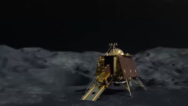 വിക്രം ലാന്‍ഡറിന്റെ റീആക്ടിവേഷന്‍ ഇന്നുണ്ടാവില്ല; ശനിയാഴ്ച്ചത്തേക്ക് മാറ്റിയെന്ന് ഐഎസ്ആര്‍ഒ